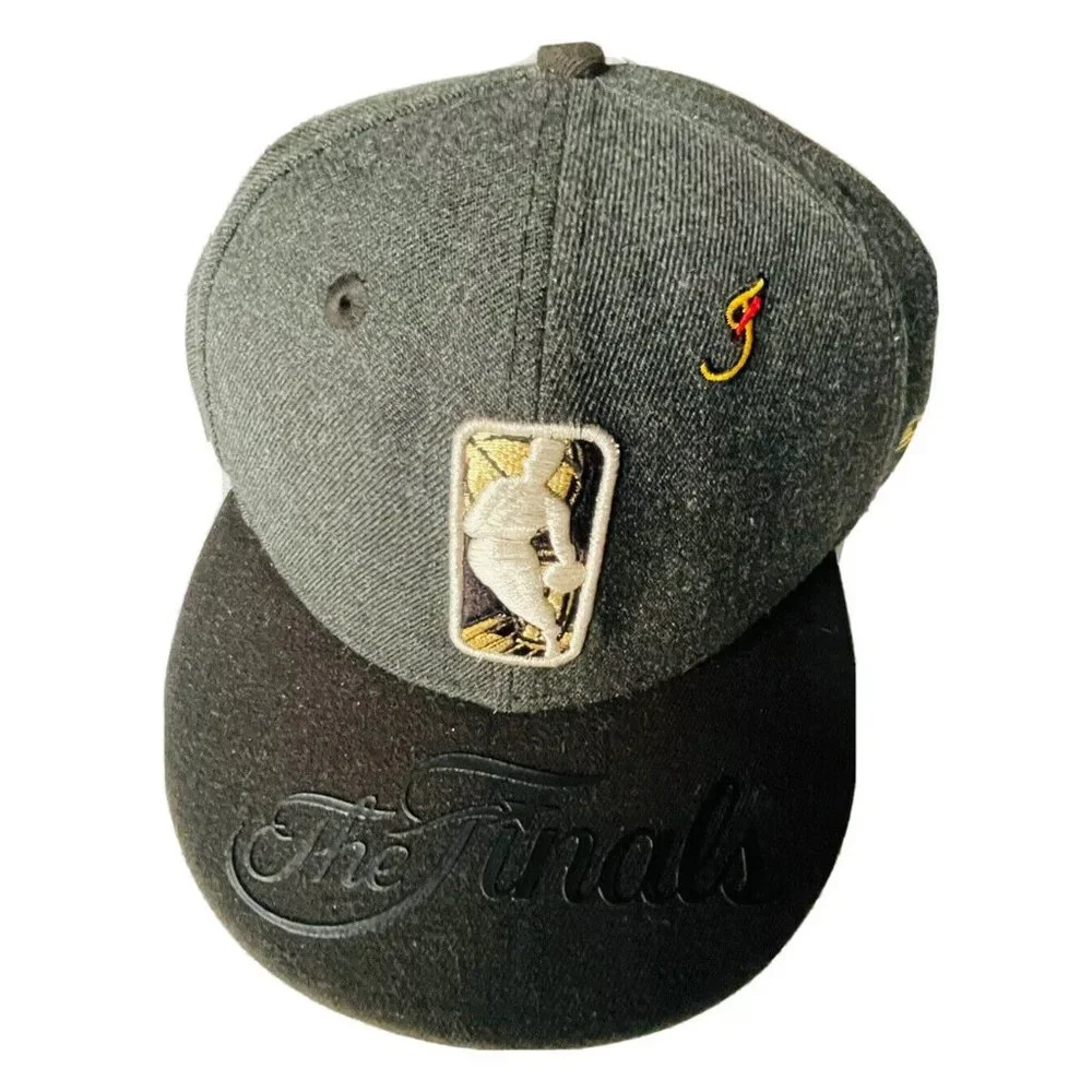 NWOT New Era Cleveland Cavaliers 2016 NBA Finals Snapaback Hat Cap Lebron